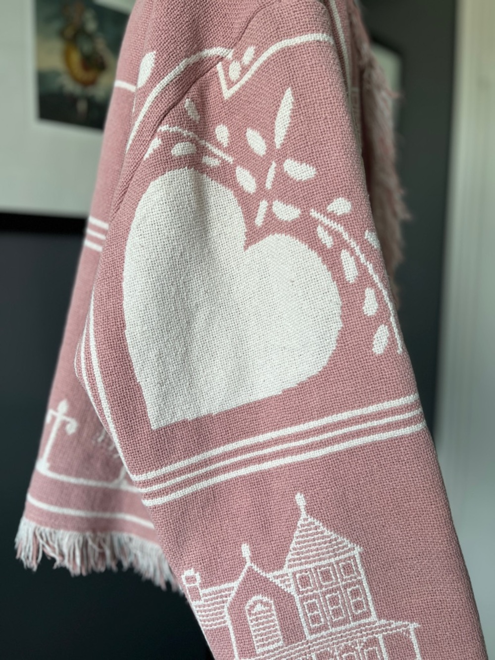 Pink and cream hearts cardigan, upcycled tapestry blanket, ladies' XL / 2XL - Picture 7 of 11